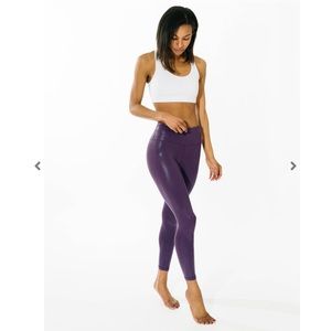 Zyia Plum Metallic High Rise Light n Tight 7/8